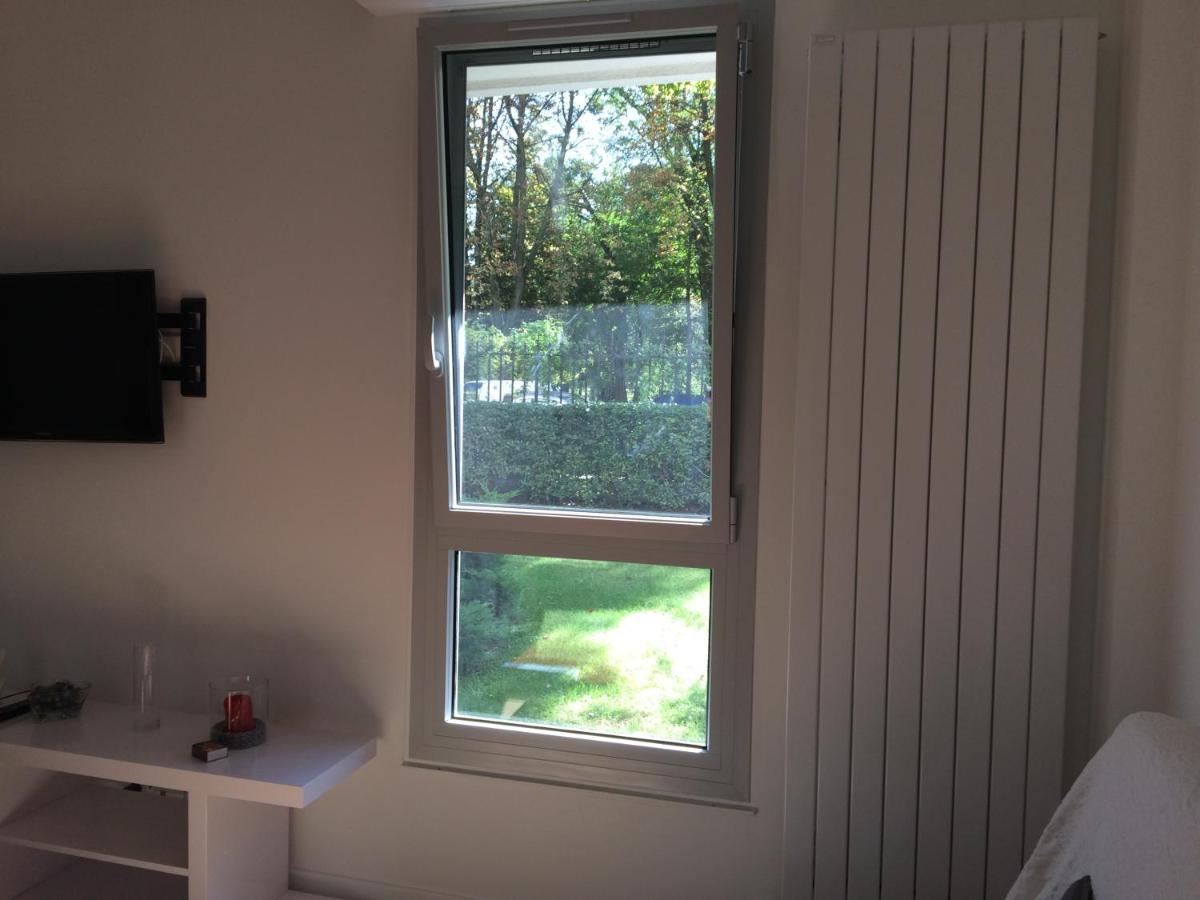 Tres Beau Studio Neuilly-sur-Seine Exterior foto