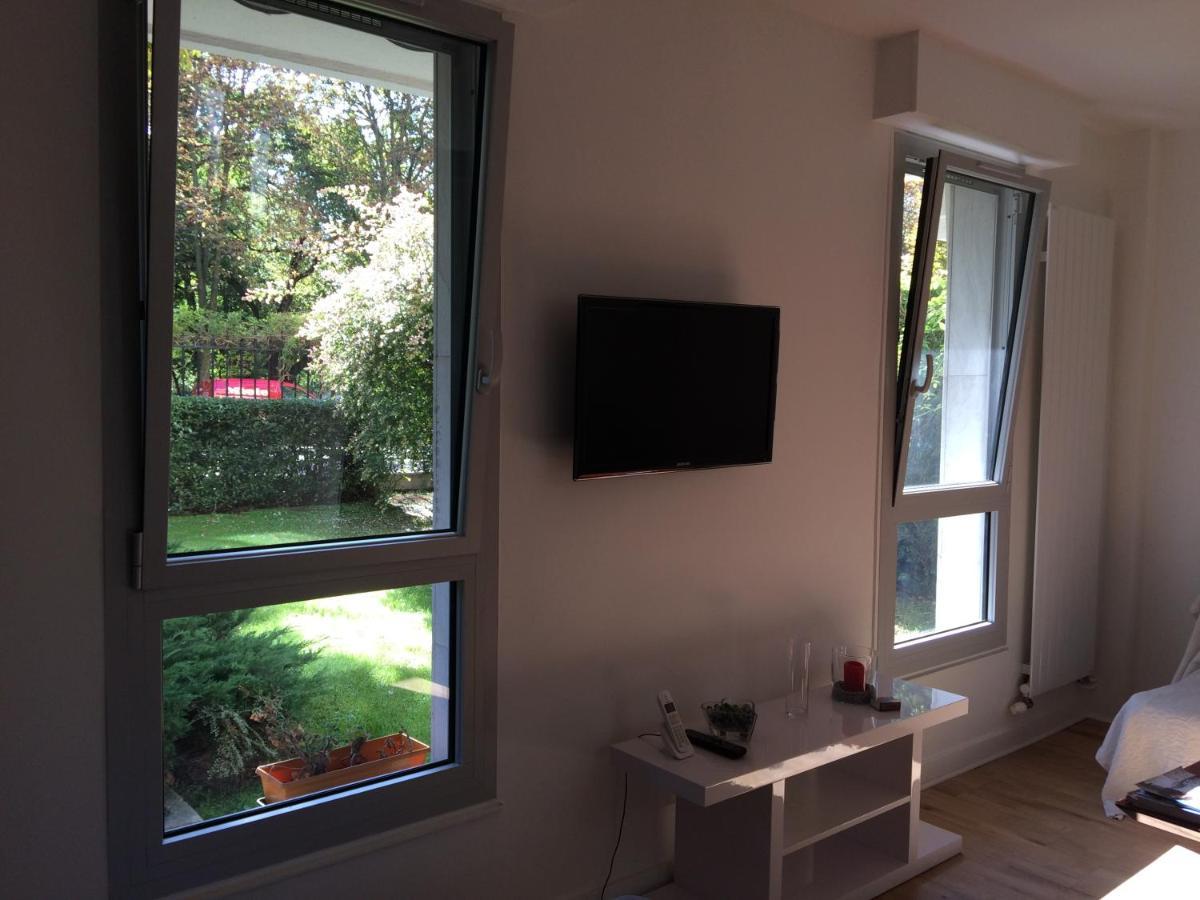 Tres Beau Studio Neuilly-sur-Seine Exterior foto